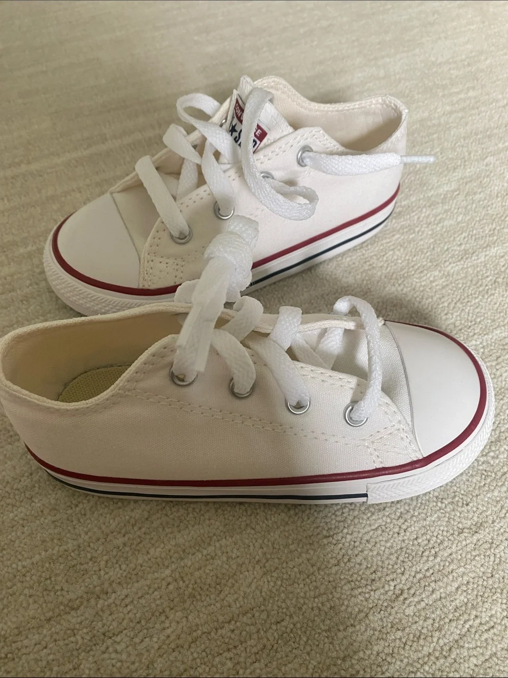 Converse Kids White Canvas Low-Top Sneakers with Red Midsole Stripe